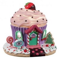 Cupcake Lane Strawberry Bungalow